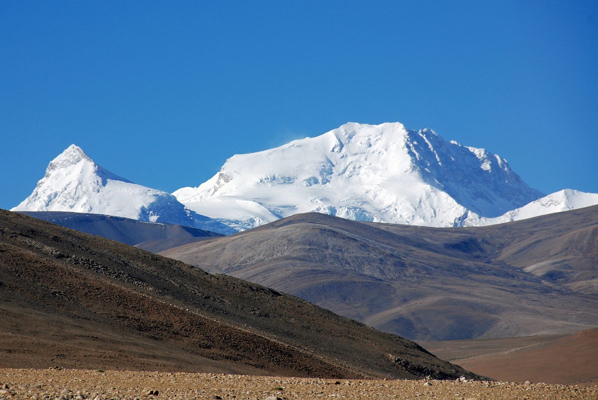 03 Phola Gangchen And Shishapangma From Between Friendship Highway And Shishapangma Checkpoint Phola Gangchen (7661m) and Shishapangma (8012m) came into view after we turned off the Friendship Highway and started driving west.